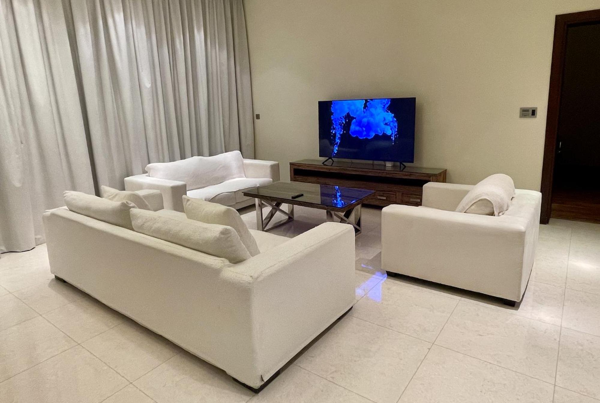 Tiara - Palm Jumeirah *